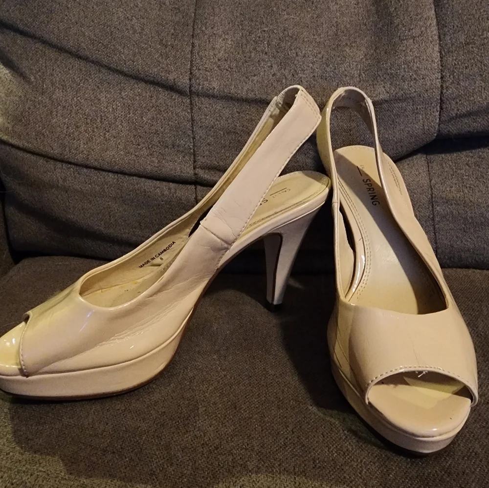 Call is Spring, heel - Picture 3 of 4